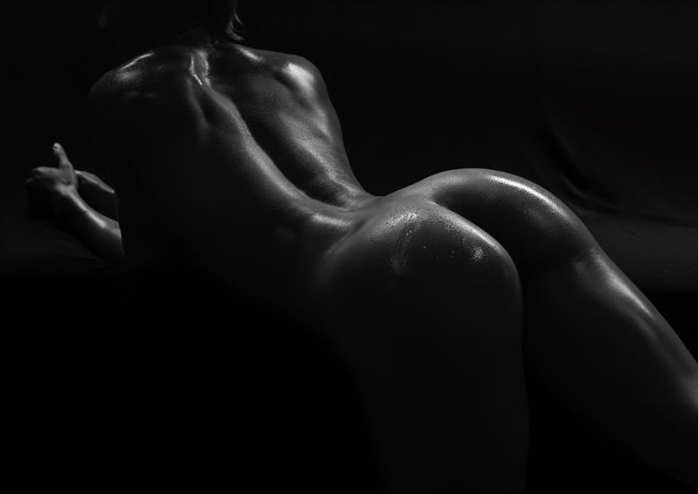 artistic nude sensual photo by model izzy diaz