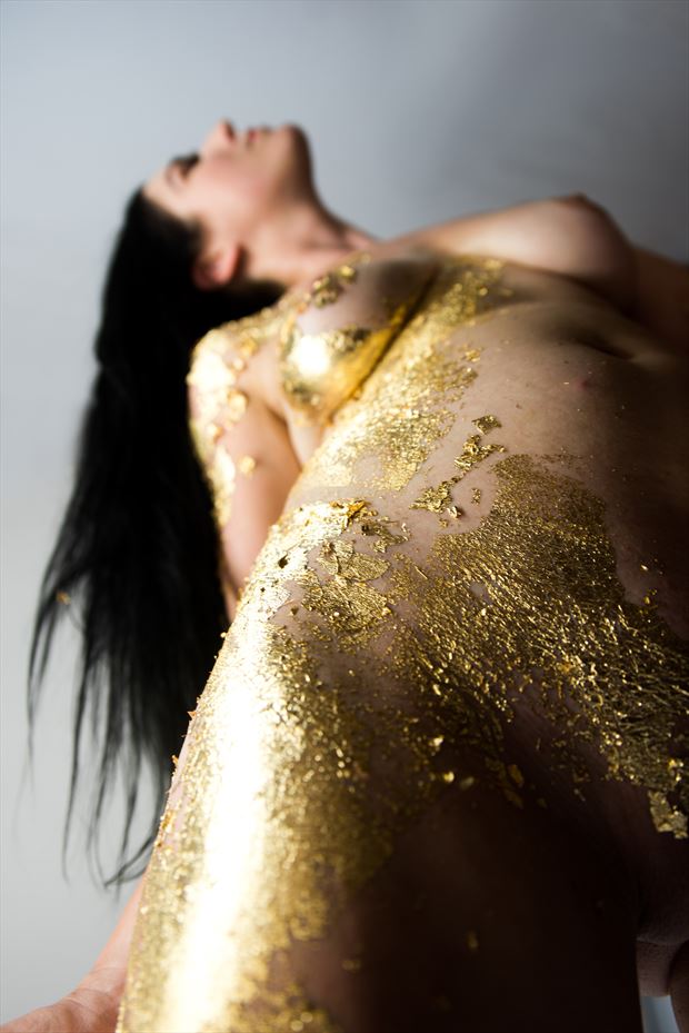 artistic nude sensual photo by model sara tiara
