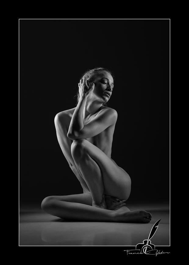artistic nude sensual photo by photographer cyktor