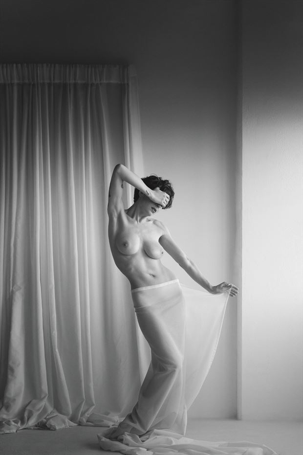 artistic nude sensual photo by photographer mskeetphoto