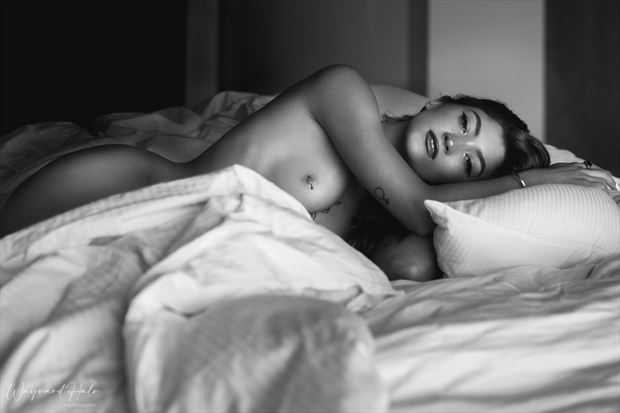 artistic nude sensual photo by photographer wayward halo