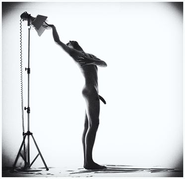 artistic nude silhouette photo by model marschmellow
