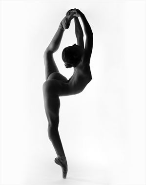 artistic nude silhouette photo by photographer aj kahn