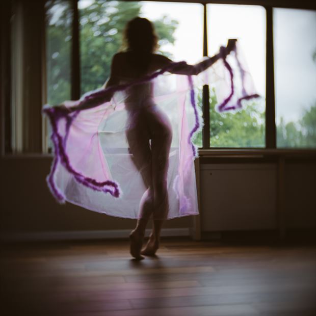 artistic nude silhouette photo by photographer jason haven