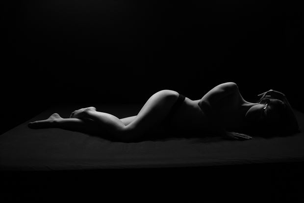 artistic nude studio lighting artwork by photographer mike fox