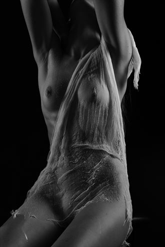 artistic nude studio lighting artwork by photographer steve ruegnitz