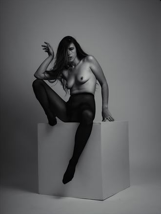 artistic nude studio lighting photo by model sirena wren