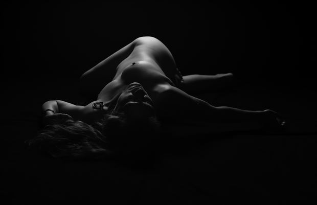 artistic nude studio lighting photo by model tigg