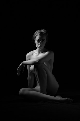 artistic nude studio lighting photo by photographer andyn