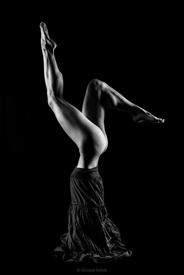 artistic nude studio lighting photo by photographer gorazd