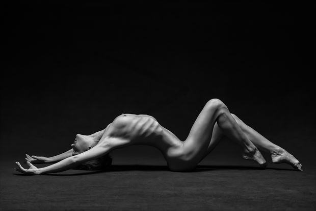 artistic nude studio lighting photo by photographer longleaf imagery