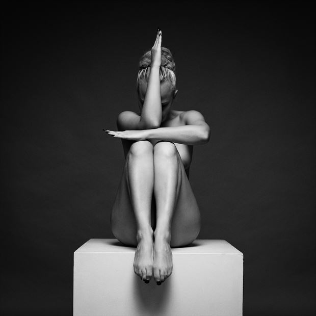 artistic nude studio lighting photo by photographer mskeetphoto