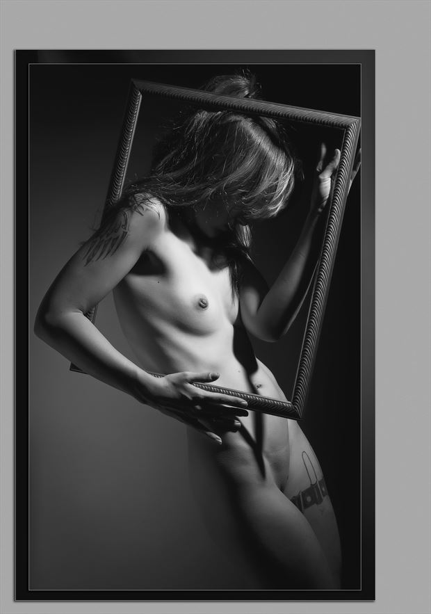 artistic nude studio lighting photo by photographer synthesis art 1