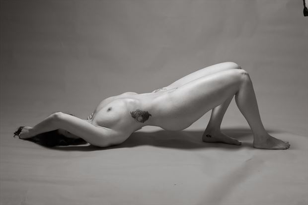 artistic nude studio lighting photo by photographer youngblood