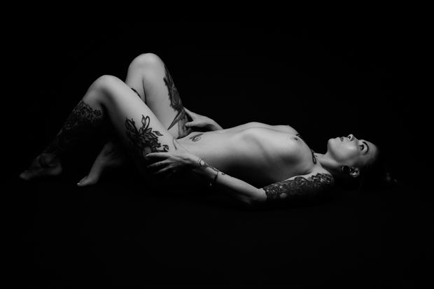 artistic nude tattoos artwork by model taylor ashley 