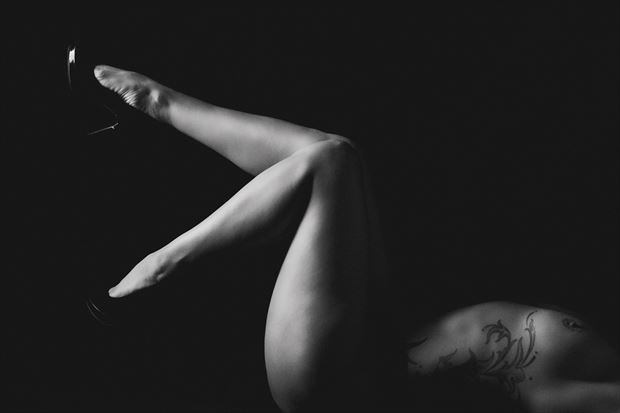artistic nude tattoos photo by photographer alyce croft boudoir