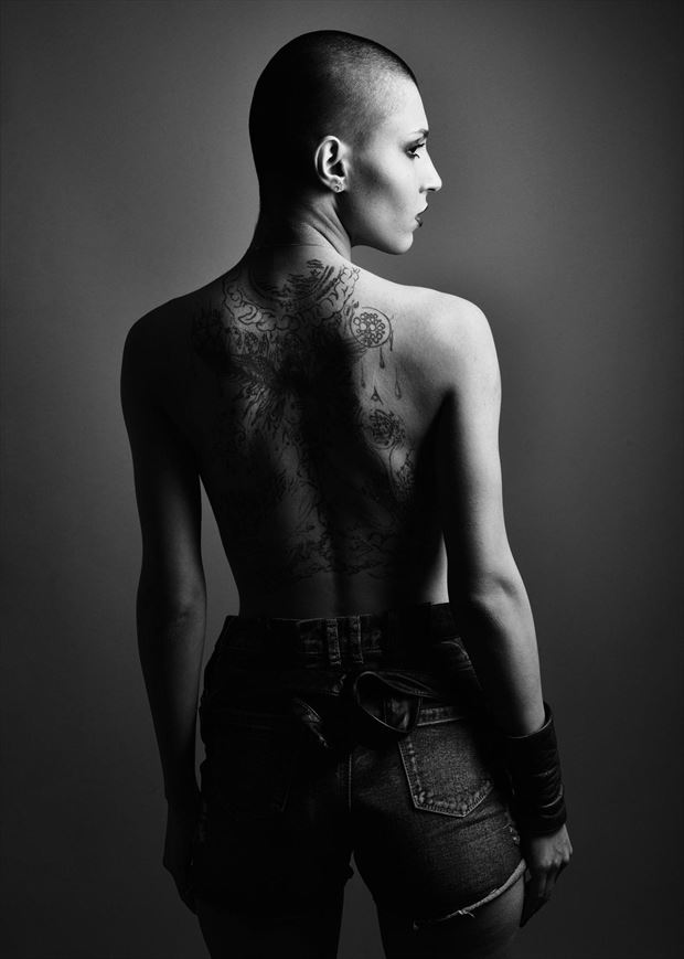 artistic nude tattoos photo by photographer yukselozen
