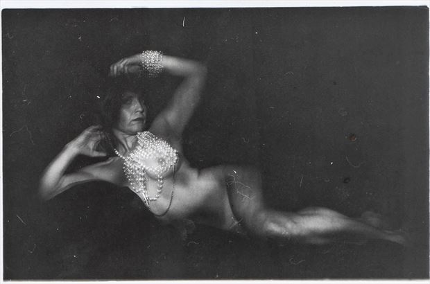 artistic nude vintage style photo by photographer salvag