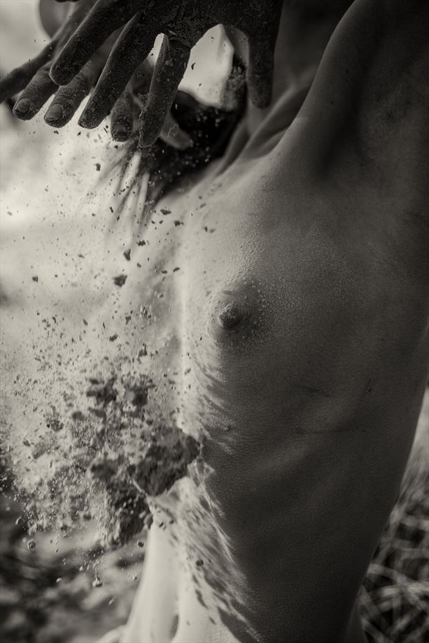 ashes of a wake artistic nude photo by photographer luj%C3%A9an burger