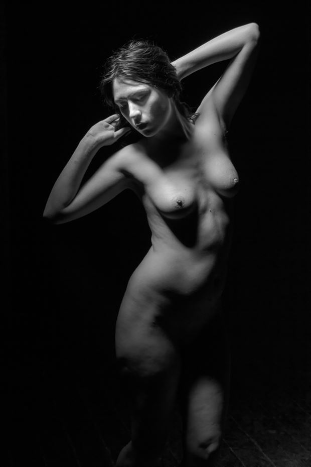 astrid artistic nude photo by photographer esteem boudoir