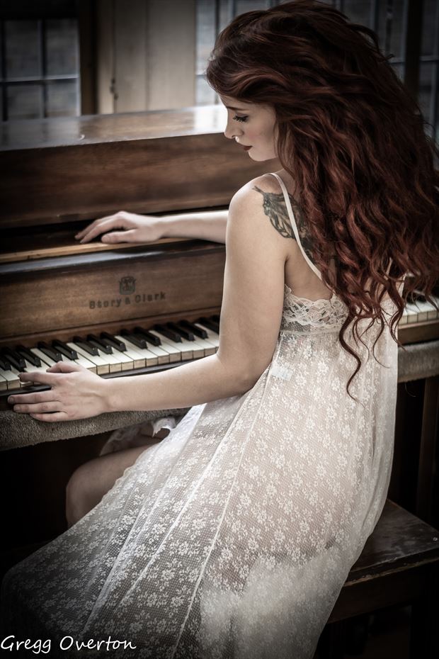 at the piano vintage style photo by photographer revel photo