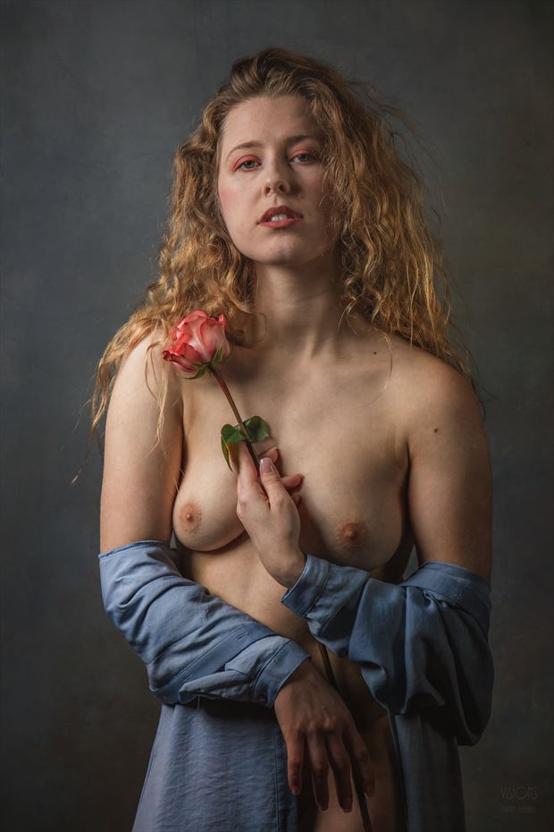 avec des fleurs artistic nude photo by photographer visions daniel thibault
