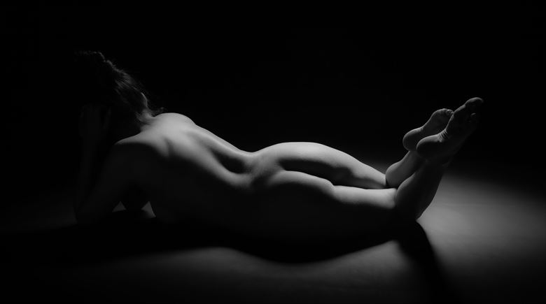 back artistic nude photo by photographer allan taylor