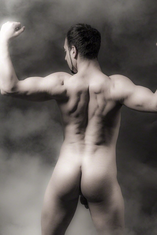 back muscles  Artistic Nude Photo by Model Arash Sharifi