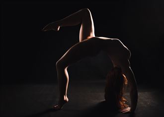 backbend artistic nude photo by photographer intimate images