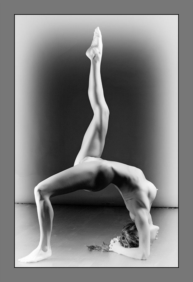 backbends Artistic Nude Photo by Model 