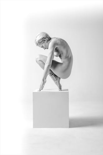 balance artistic nude photo by photographer jhp