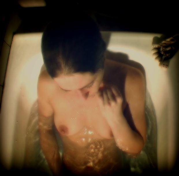 bath beauty erotic photo by photographer vhartung