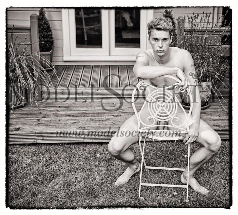 beau in the garden aged 24 artistic nude photo by photographer town crier photos