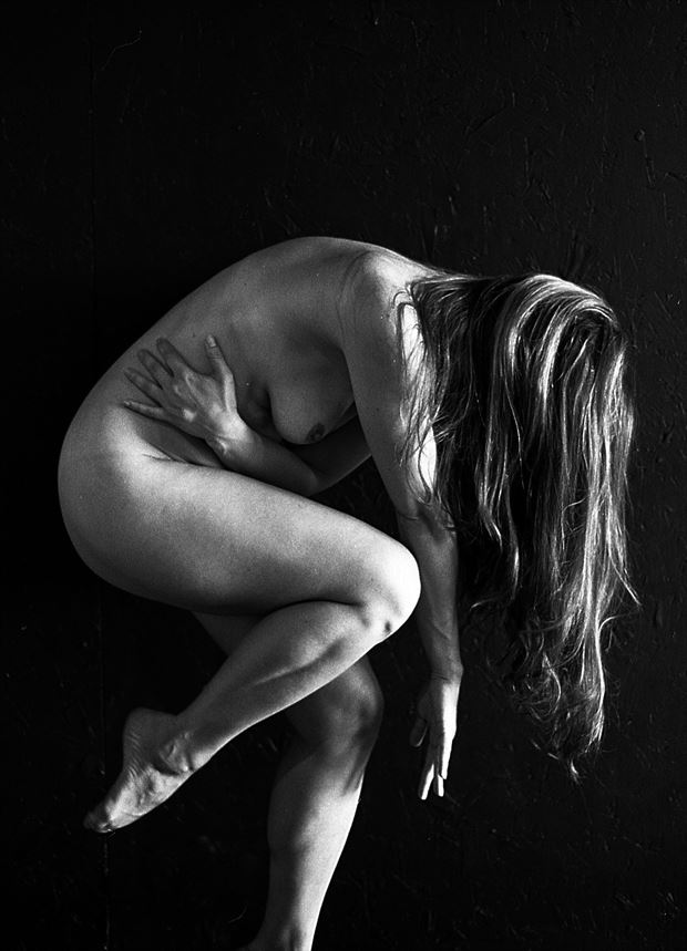 bent artistic nude photo by model priminaballerina