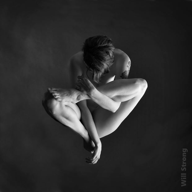 beth levitating artistic nude photo by photographer yb2normal