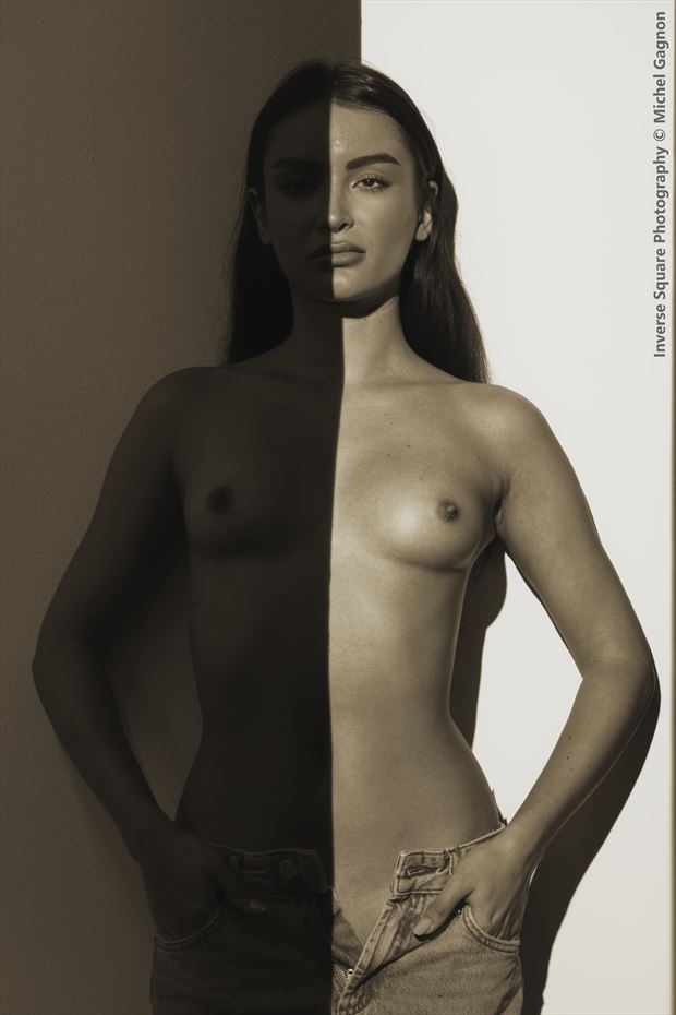 bisected beauty artistic nude photo by photographer michel gagnon