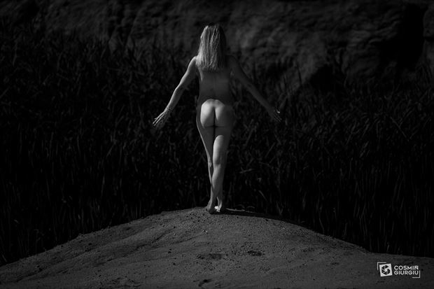 black and white artistic nude photo by photographer cosmin calin giurgiu