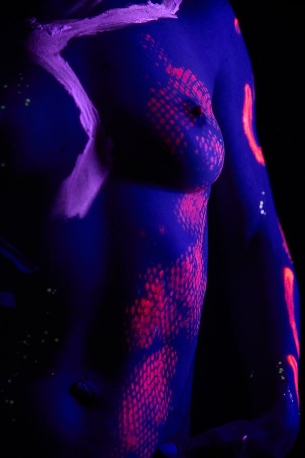 blacklight glow artistic nude photo by model molly beth