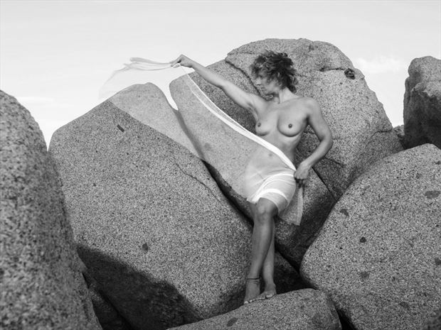 blocs de granite 6 artistic nude photo by photographer dick