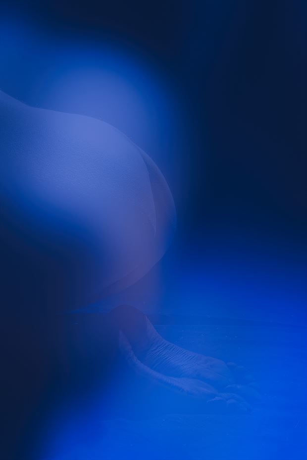 blue bottom artistic nude photo by photographer kean creative