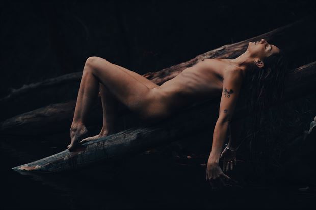 blue lake artistic nude photo by model tallulah c amore