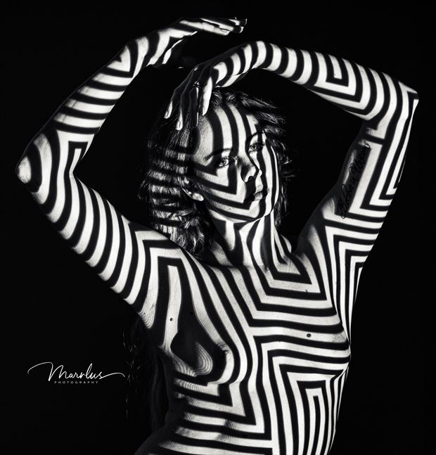 body maze artistic nude photo by model alexandra queen