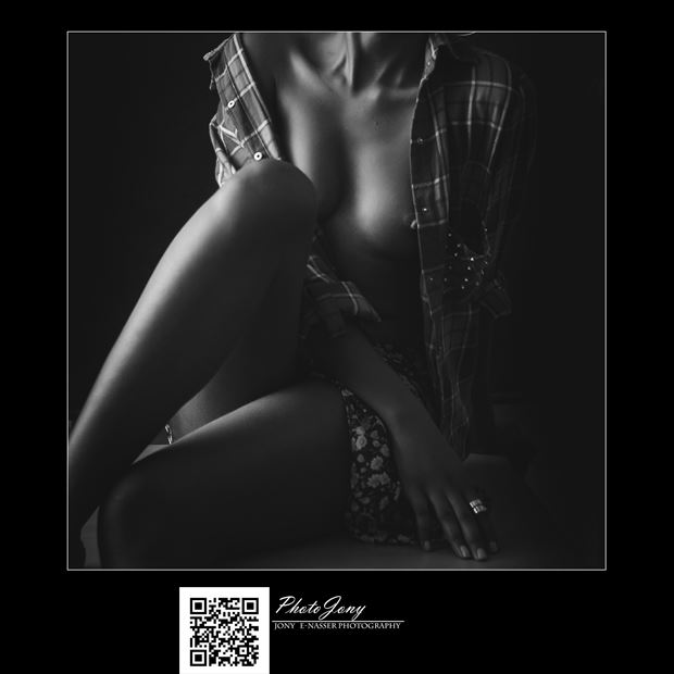 body shape artistic nude photo by photographer photojony