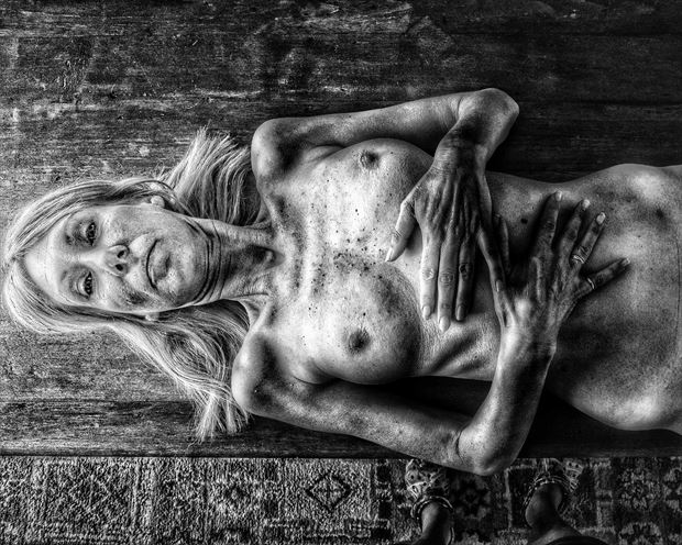 brave model artistic nude photo by photographer dvan