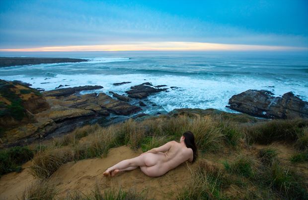 by the sea artistic nude photo by photographer dan van winkle