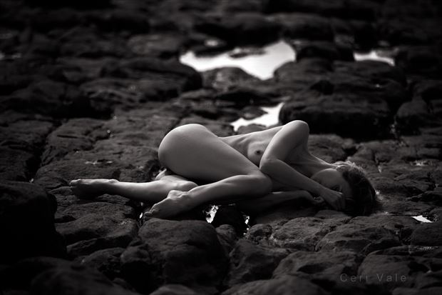 castaway artistic nude photo by model selkie