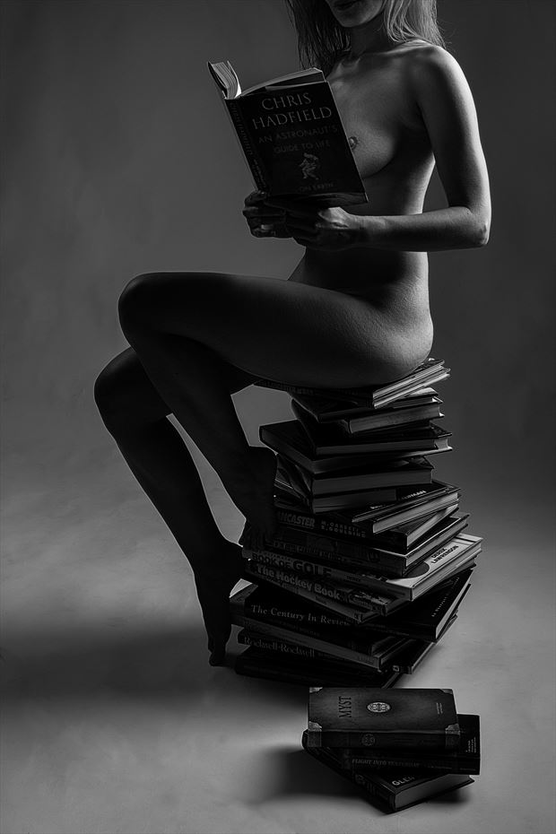 catching up on reading artistic nude photo by photographer blimey