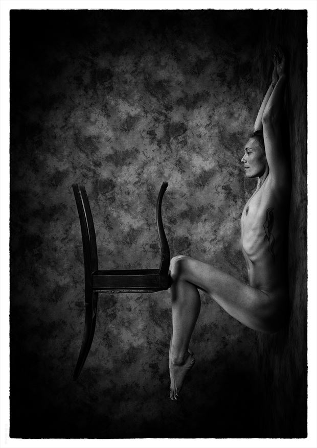 ceci n est pas une chaise artistic nude photo by photographer bo michal