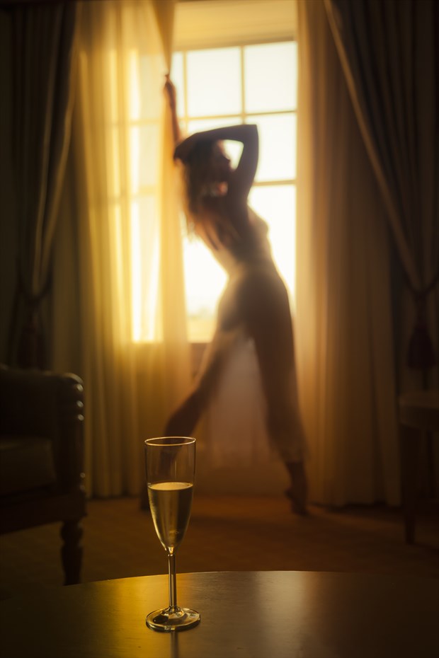 champagne lingerie photo by photographer jody frost