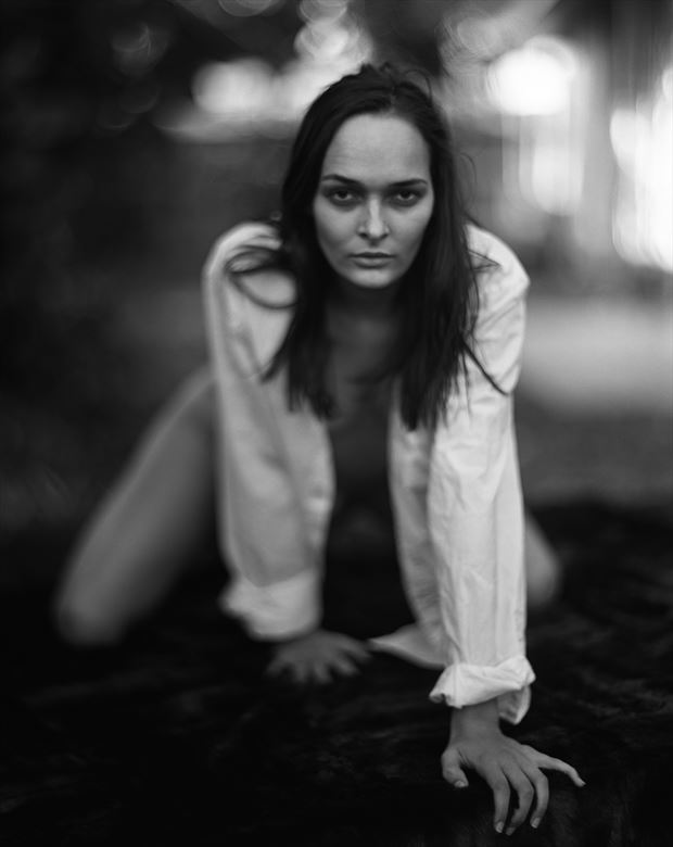 chiaroscuro implied nude photo by photographer dwayne martin